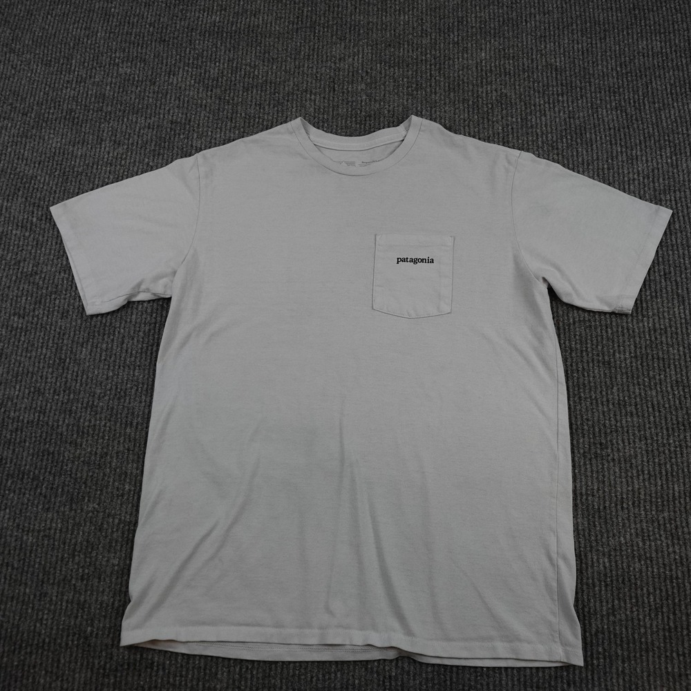 Patagonia Shirt Mens Small White Pocket Responsibili-Tee Mountain Logo Graphic